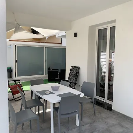 The Simo's House A ベッド・アンド・ブレックファスト マルツァメミ